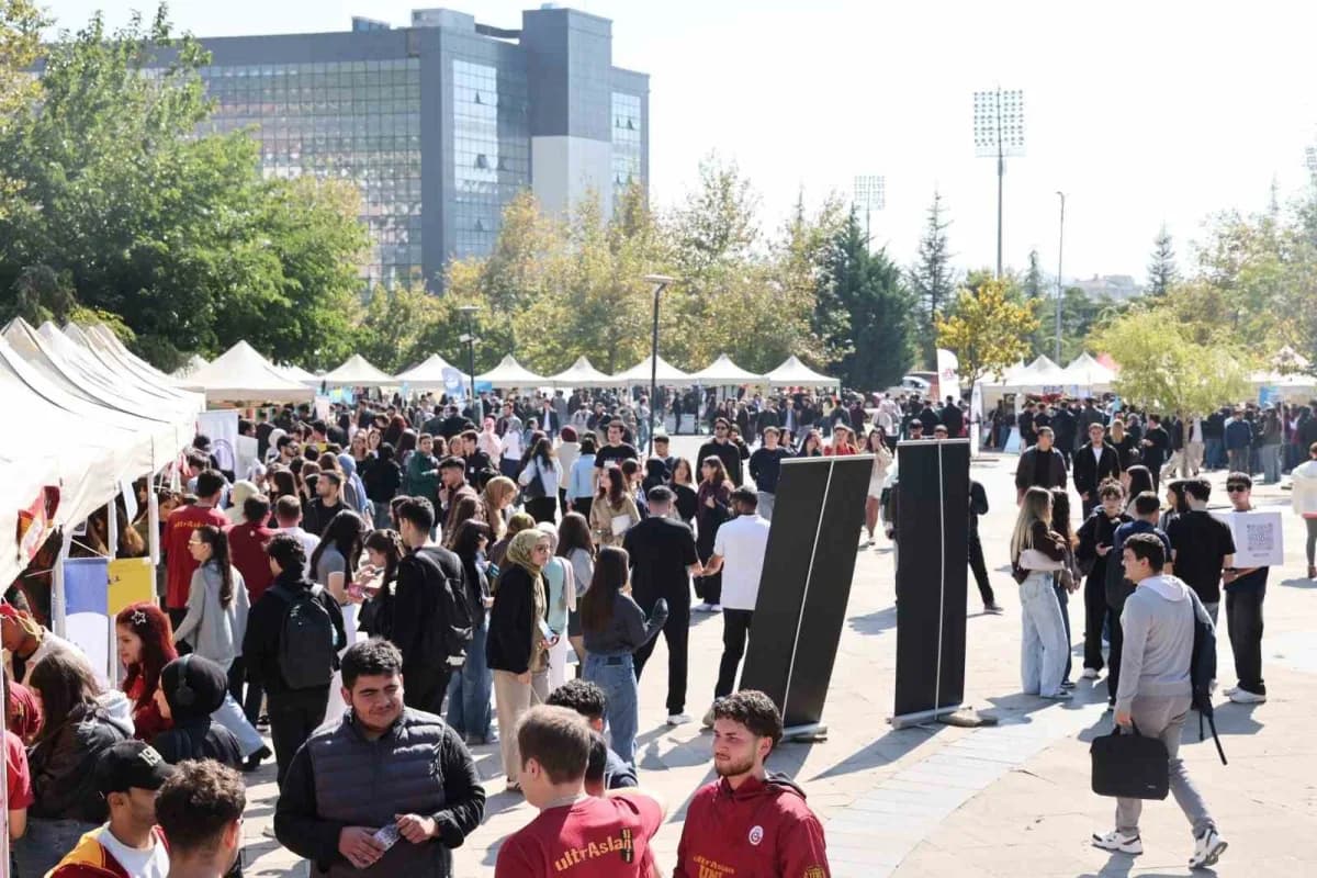 Düzce Üniversitesi tarafından, Düzce Gençlik ve Spor İl Müdürlüğü iş birliğinde, 2026-2027 Eğitim Öğretim Yılı’nın başla