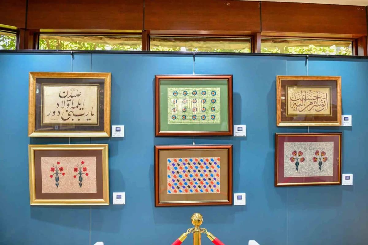 Esenyurt Belediyesi tarafından Esenyurt Sanat Merkezi’nde düzenlenen "Eslâfın İzinde Ebru Sergisi"nin açılışı ve söyleşi