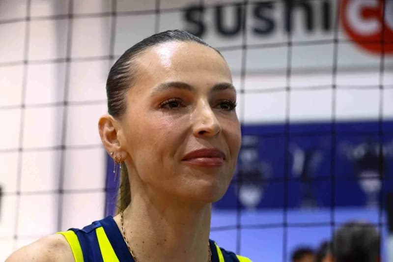 Fenerbahçe Medicana'nın Kaptanı Eda Erdem, "Hem milli takımımızın hem kulüp takımlarımızın getirdiği başarılar ve ülkemi
