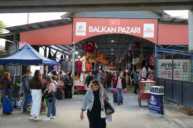 Edirne’de Bulgarların alışveriş yoğunluğu esnafı sevindirdi