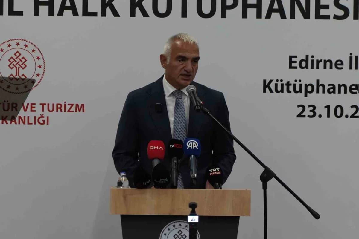 Edirne’de 160 bin kitap kapasiteli yeni İl Halk Kütüphanesi binası ve giriş alanı