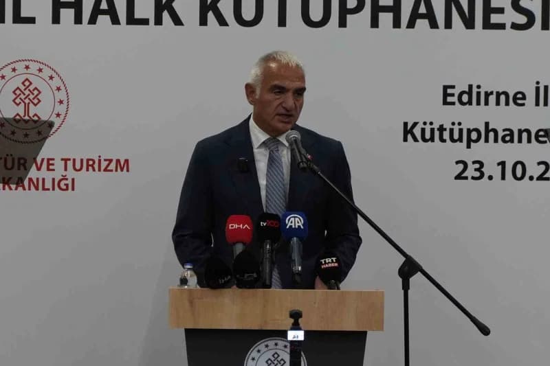Edirne’de 160 bin kitap kapasiteli yeni İl Halk Kütüphanesi binası ve giriş alanı