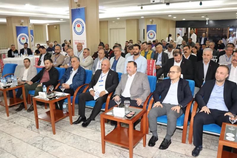 Memur-sen Konfederasyonu'na bağlı Eğitim-bir-sen Antalya 1 No'lu Şubesi'nin 8. Olağan Genel Kurulu,