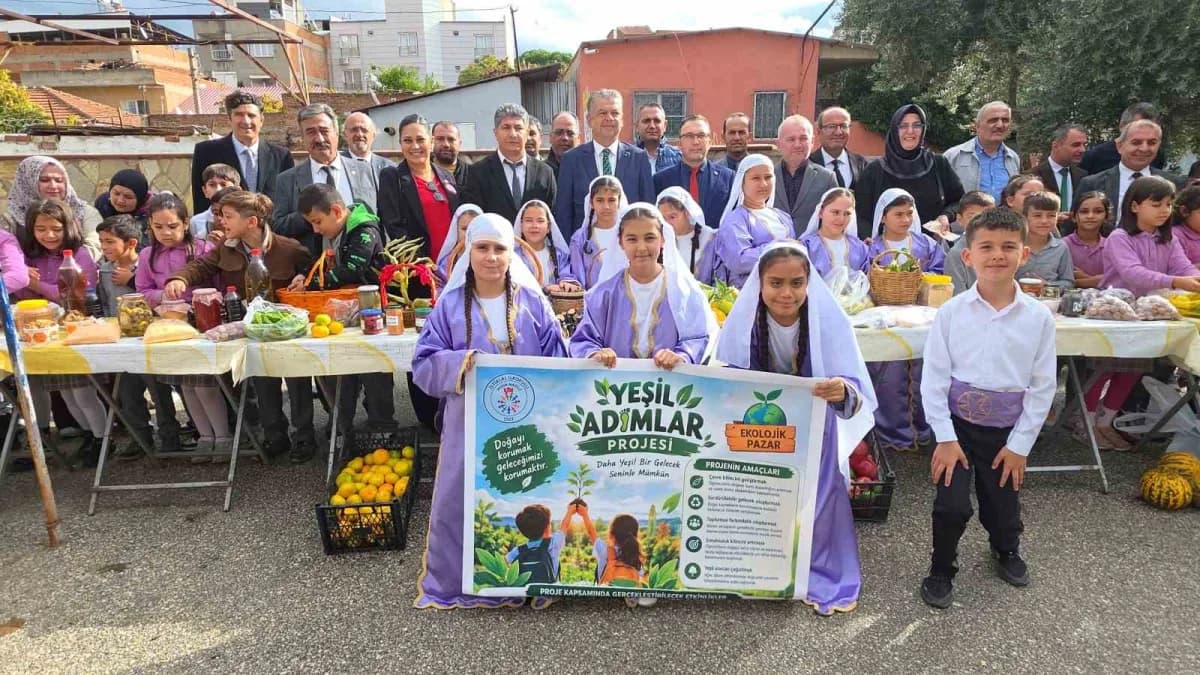 Aydında öğrenciler Ekolojik Pazar kurdu, satış yaptı