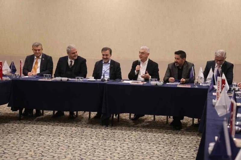 Ekonomiye Yön Verenler Zirvesi’nde Konya ekonomisi ve yatırımlar masaya yatırıldı