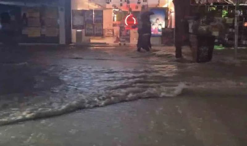 Elazığ’da ekim ayının ilk 13 gününde etkili olan yoğun yağış sonrası oluşan su birikintileri ve yağış manzarası