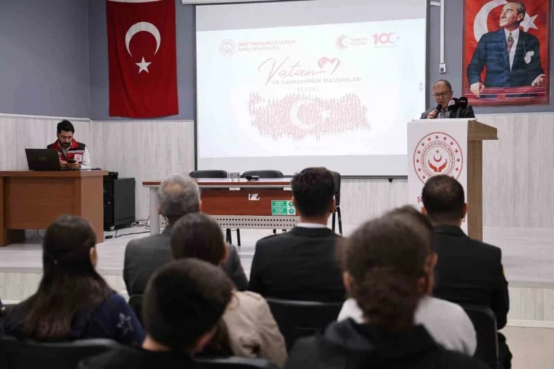 Elazığ’da "Vatan ve Kahramanlık Buluşması" programına katılan gazi Jandarma Üsteğmen Ahmet Erol, Şeh