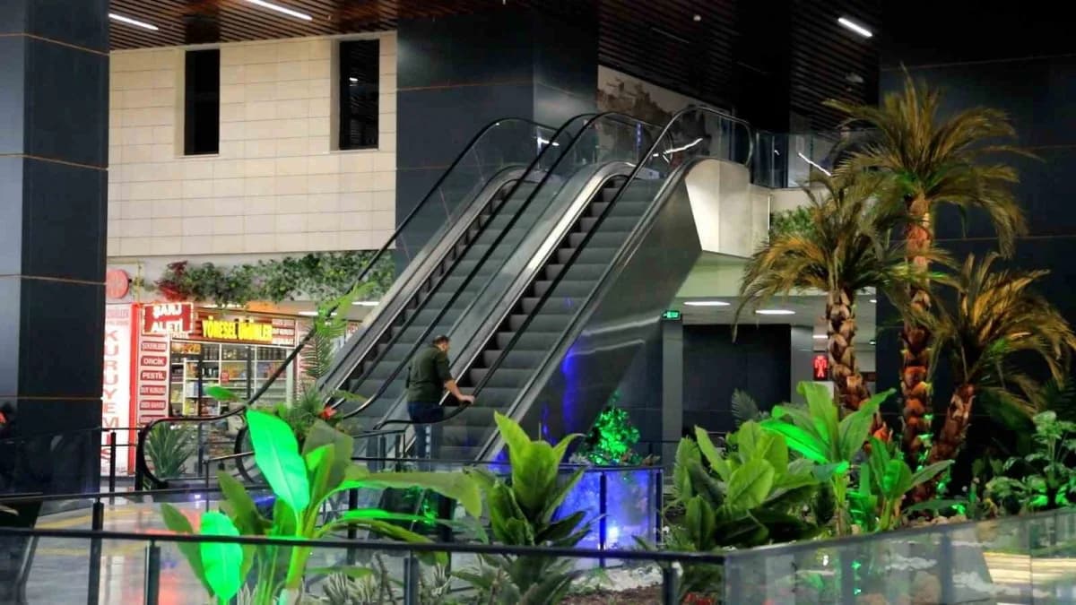 Elazığ Belediyesi Şehirler Arası Otobüs Terminali, Google üzerinden yapılan kullanıcı değerlendirmelerinde 4,4 puan alar