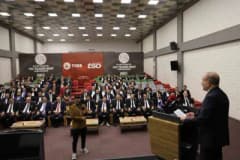 Elazığ Ticaret ve Sanayi Odası Başkanı İdris Alan üyelerine seslenirken