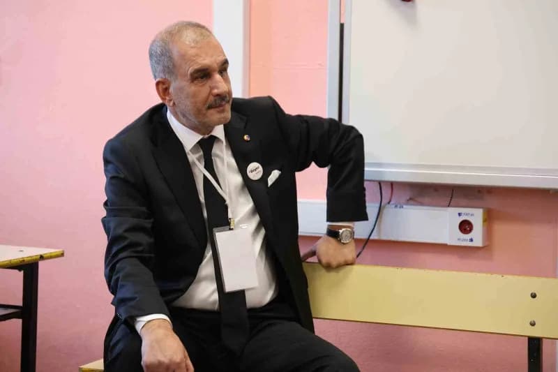 Bugün yapılan Elazığ Ticaret ve Sanayi Odası organ seçimlerinde, oy sayım işlemlerinin ardından mevcut başkan İdris Alan