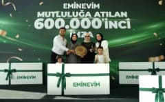 Eminevim 600 bininci teslimat kutlama etkinliği ve yönetim kurulu üyeleri