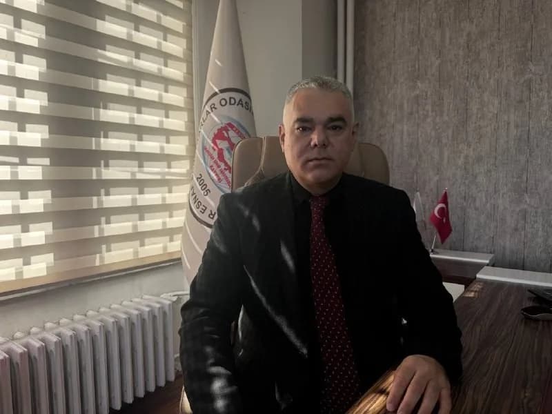 Kayseri'de emlak satışlarında güvenli ödeme sisteminin ertelendiğini açıklayan Kayseri Emlakçılar Odası Başkanı Selim At