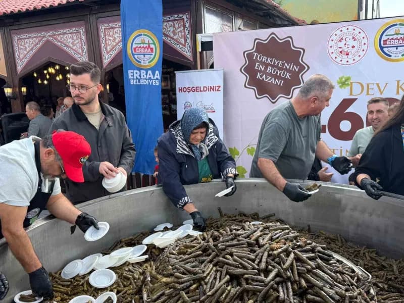 İstanbul Atatürk Havalimanı Etkinlik Alanı’nda düzenlenen 7. Tokat Günleri’nde konuşan Erbaa Belediy