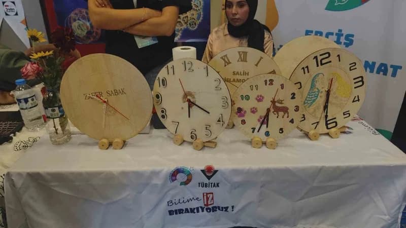 Van’ın Erciş İlçe Millî Eğitim Müdürlüğü yürütücülüğünde, Erciş Bilim ve Sanat Merkezi iş birliğiyle düzenlenen ‘Van Göl