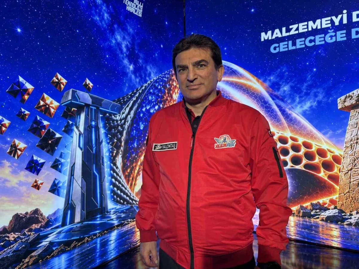 TEKNOFEST Güneydoğu etkinliğinde Erdemir tarafından düzenlenen İleri Malzemeler ve Sistemler Yarışması lansman alanı