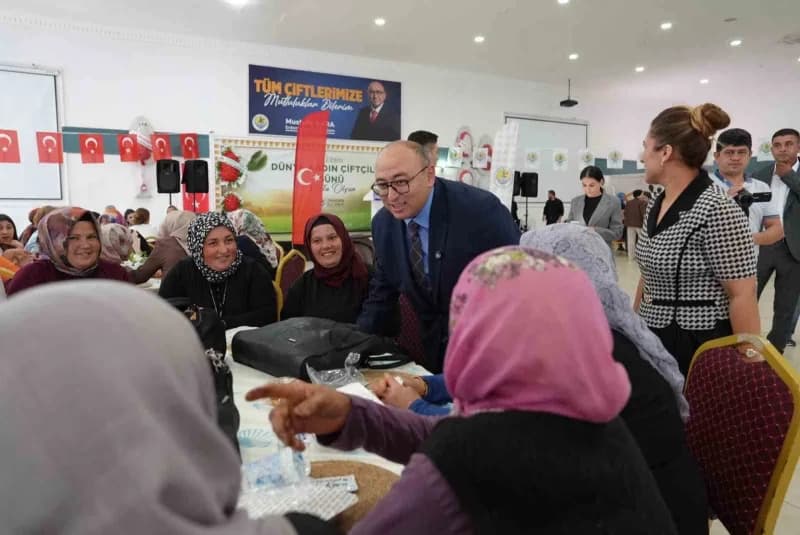 Mersin'in Erdemli Belediyesi tarafından düzenlenen özel bir programda Kadın Çiftçiler misafir edildi. Erdemli’nin toprağ