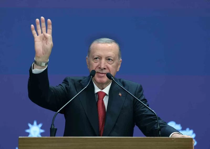 Cumhurbaşkanı Erdoğan, AK Parti Genel Merkez Kadın Kolları Başkanlığınca AK Parti Kongre Merkezi'nde düzenlenen İstanbul