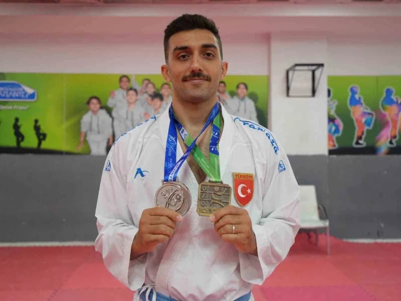 Eren Akkurt