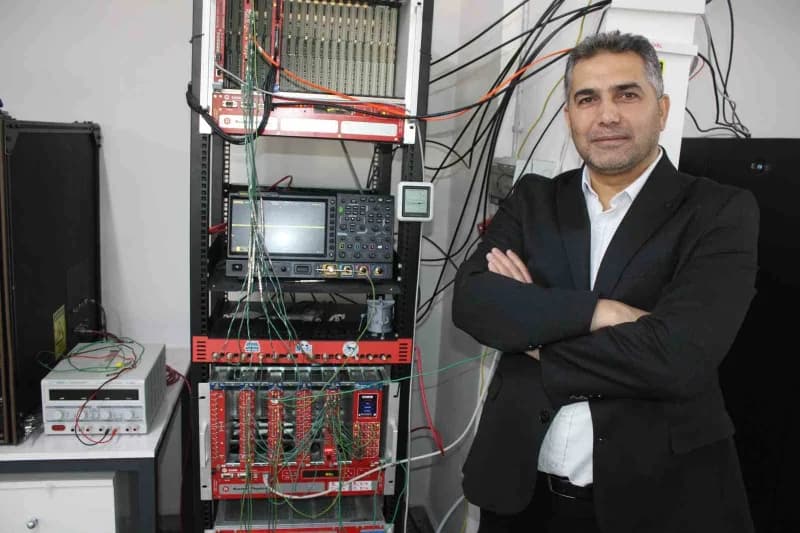 Erciyes Üniversitesi (ERÜ) Fizik Bölümü Nükleer Fizik Anabilim Dalı Öğretim Üyesi Doç. Dr. Emrah Tır