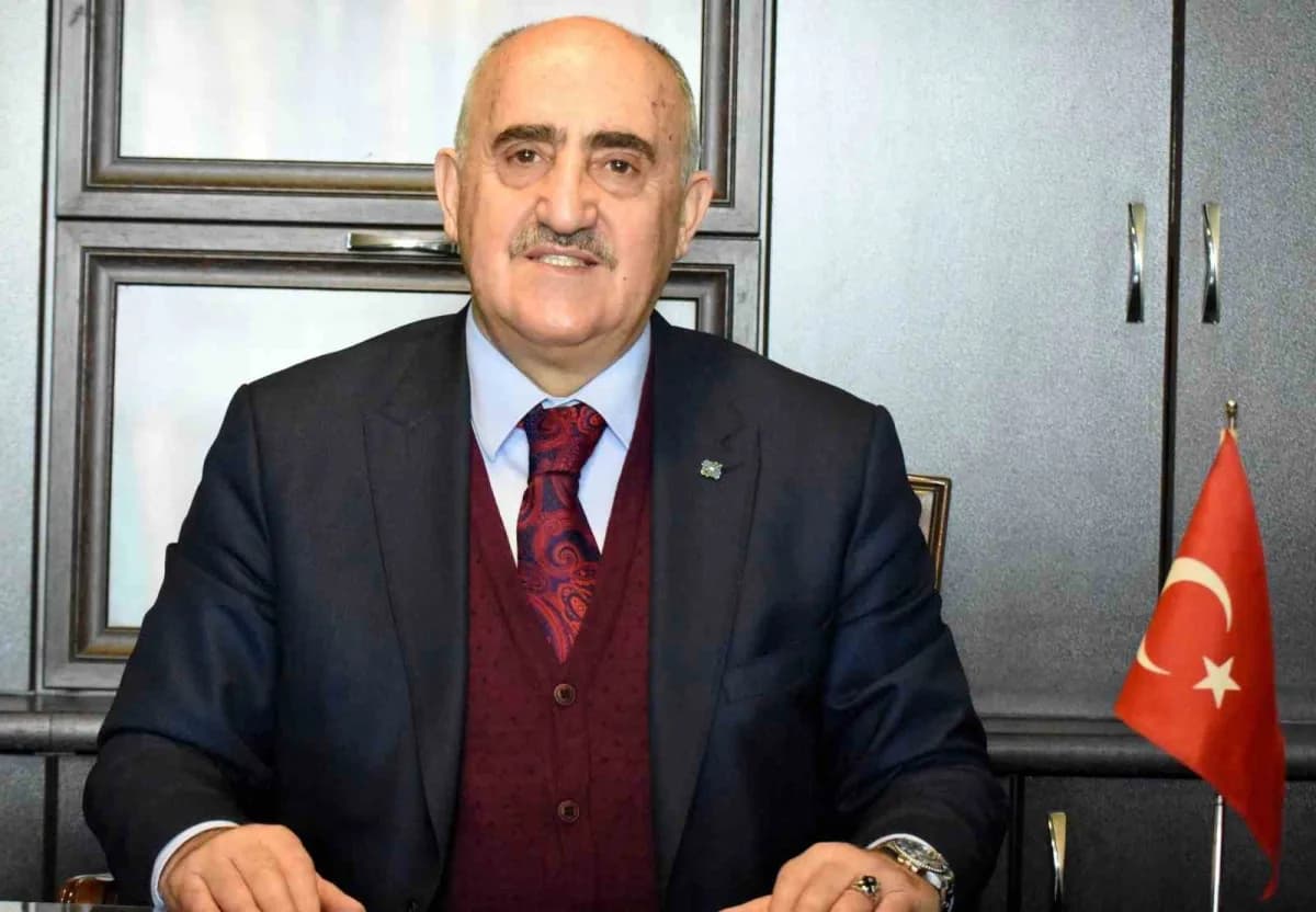 Erzurum Kent Konseyi Başkanı Hüseyin Tanfer 29 Ekim Cumhuriyet Bayramı mesajı yayımladı