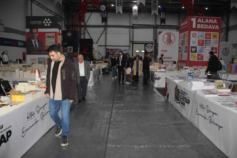 Doğu Anadolu Erzurum 8. Kitap Fuarı, Recep Tayyip Erdoğan Fuar Merkezi’nde düzenlenen törenle kapıla