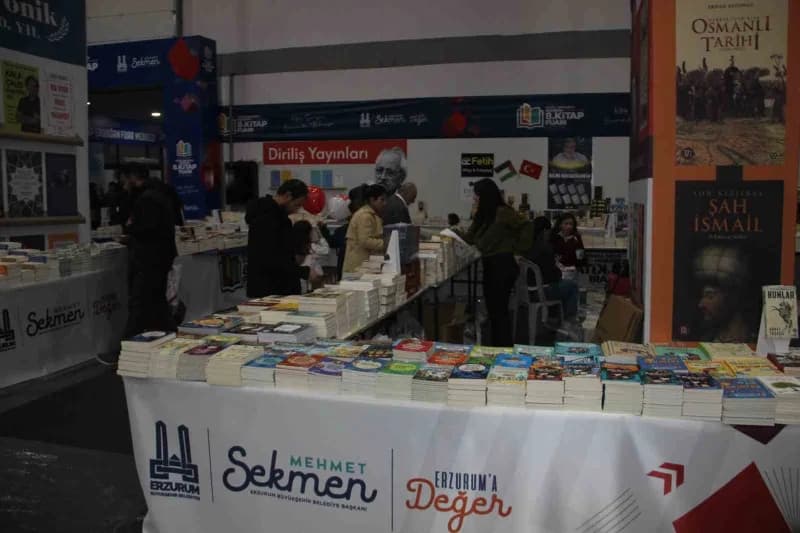 Doğu Anadolu Erzurum 8. Kitap Fuarı, Recep Tayyip Erdoğan Fuar Merkezi’nde düzenlenen törenle kapıla