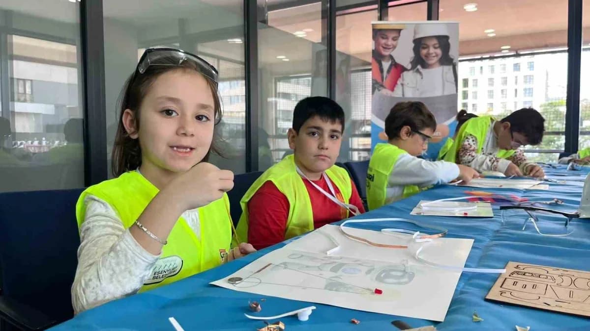 Esenyurt Belediyesi tarafından Çocukların Bilim, Sanat ve farklı beceri alanlarıyla erken yaşta tanışmalarını sağlamak a