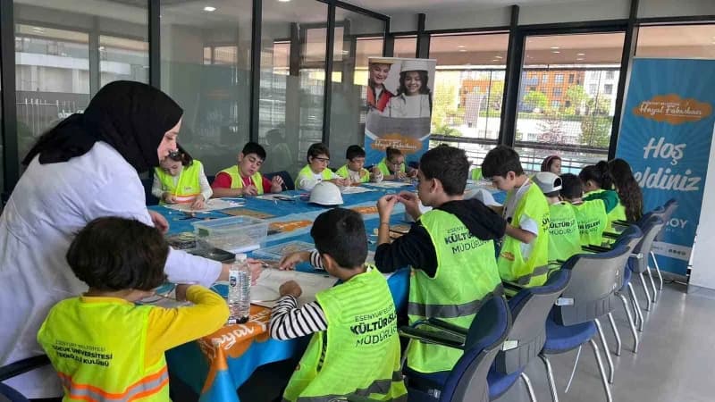 Esenyurt Belediyesi tarafından Çocukların Bilim, Sanat ve farklı beceri alanlarıyla erken yaşta tanışmalarını sağlamak a