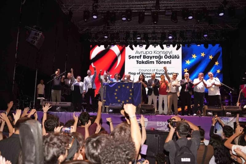 Eskişehir Büyükşehir Belediye Başkanı Ayşe Ünlüce, Eylül Ayı İlerleme Bülteni ile kent genelinde bir ay boyunca gerçekle