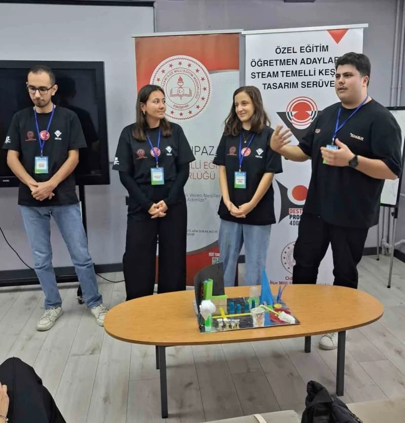 Eskişehir’de Özel Eğitim Öğretmen adayları, Özel eğitimde STEAM heyecanı keşfettiler, tasarladılar ve ürettiler