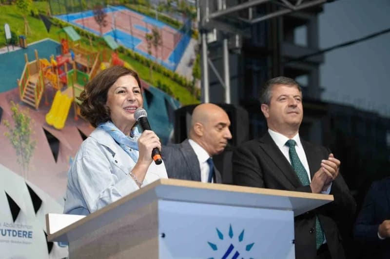 Eskişehir Büyükşehir Belediye Başkanı Ayşe Ünlüce