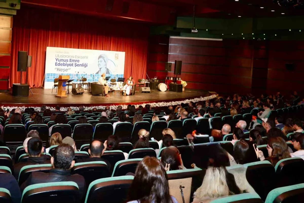 2026 Eskişehir Yılı kapsamında düzenlenen Uluslararası Eskişehir Yunus Emre Edebiyat Şenliği, Edebiyat dünyasının önemli