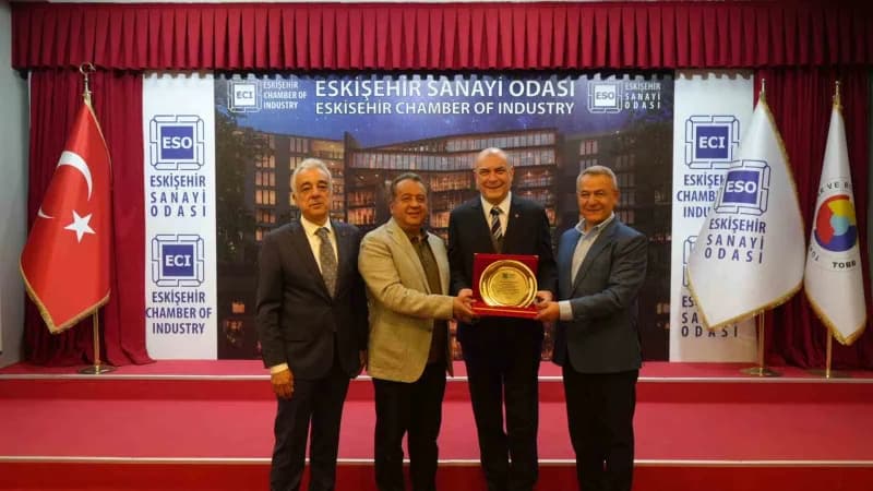 Eskişehir Sanayi Odası 2022-2026 dönem sonu Meclis Toplantısı ve plaket takdim töreni