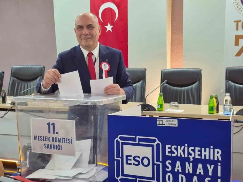 Eskişehir Sanayi Odası (ESO) başkanlık seçimlerinde güven tazeleyerek yeniden başkan seçilen Celalettin Kesikbaş,