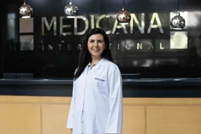 Medicana Sağlık Grubu Plastik ve Estetik Cerrahi uzmanı Op. Dr. Zeynep Yasavur Hürkal estetik cerrahi hakkında bilgi ver