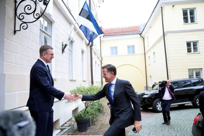 Estonya Başbakanı Kristen Michal ve NATO Genel Sekreteri Mark Rutte ortak basın toplantısında konuşuyor