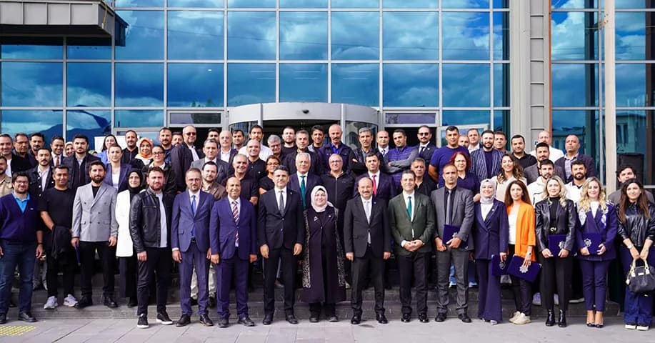 Erzurum Teknik Üniversitesi’nin (ETÜ) Yükseköğretim Kalite Kurulu (YÖKAK) tarafından 5 yıl süreyle tam akredite edilmesi