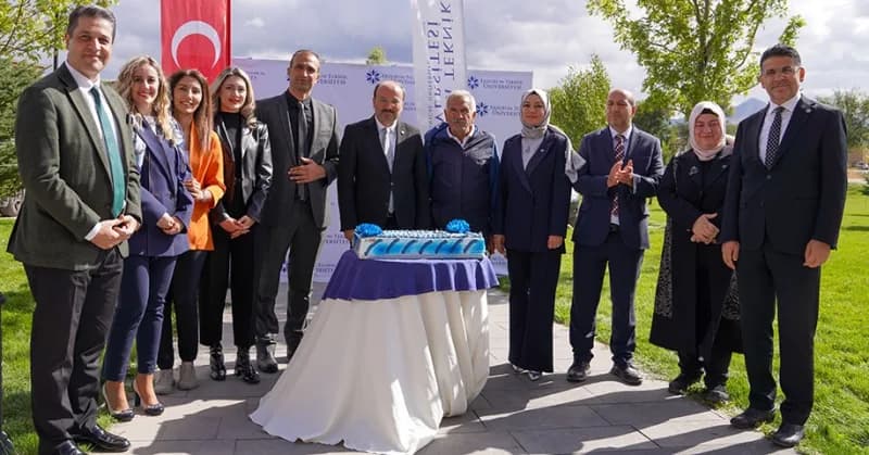 Erzurum Teknik Üniversitesi’nin (ETÜ) Yükseköğretim Kalite Kurulu (YÖKAK) tarafından 5 yıl süreyle tam akredite edilmesi