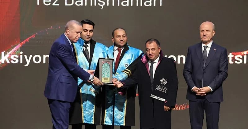 Erzurum Teknik Üniversitesi (ETÜ) Matematik Bölümü Öğretim Üyesi Prof. Dr. Murat Çağlar’ın danışmanlığında hazırlanan Do