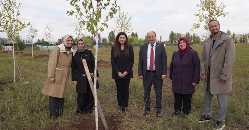 Erzurum Teknik Üniversitesi (ETÜ) mezunları, Kariyer Planlama Uygulama ve Araştırma Merkezi (KARPAM) tarafından düzenlen