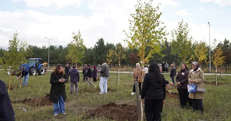 Erzurum Teknik Üniversitesi (ETÜ) mezunları, Kariyer Planlama Uygulama ve Araştırma Merkezi (KARPAM) tarafından düzenlen