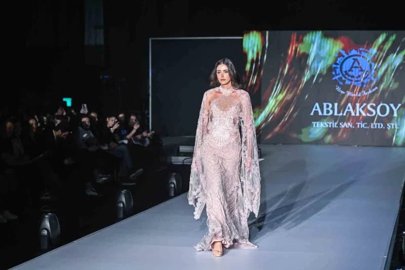 İzmir Büyükşehir Belediyesi ev sahipliğinde, İZFAŞ tarafından düzenlenen Fashion Prime - 9. Tekstil,