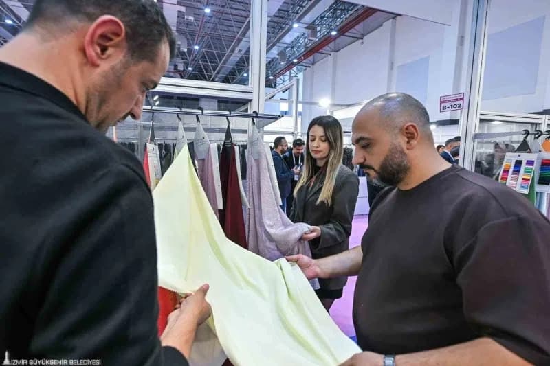 Gelinlik ve abiye sektörünün üreticilerini kumaş ve aksesuar tedarikçileriyle buluşturan Fashion Pri