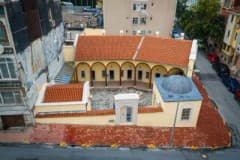 Fatih’te aslına uygun olarak yeniden ihya edilen Yeniçeşme Medresesi’nin dış görünümü