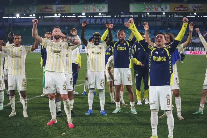 Trendyol Süper Lig’in 7. Haftasında Fenerbahçe, deplasmanda karşılaştığı Çaykur Rizespor'u 3-0 mağlup etti.