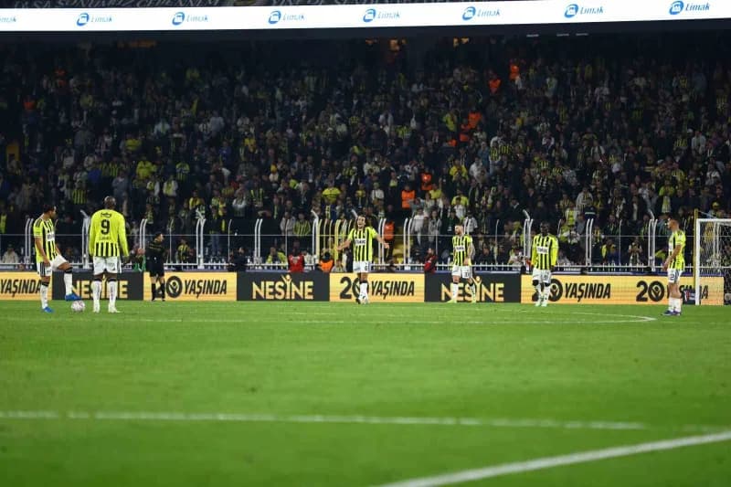 Fenerbahçe, ligde üst üste 2. mağlubiyetini aldı