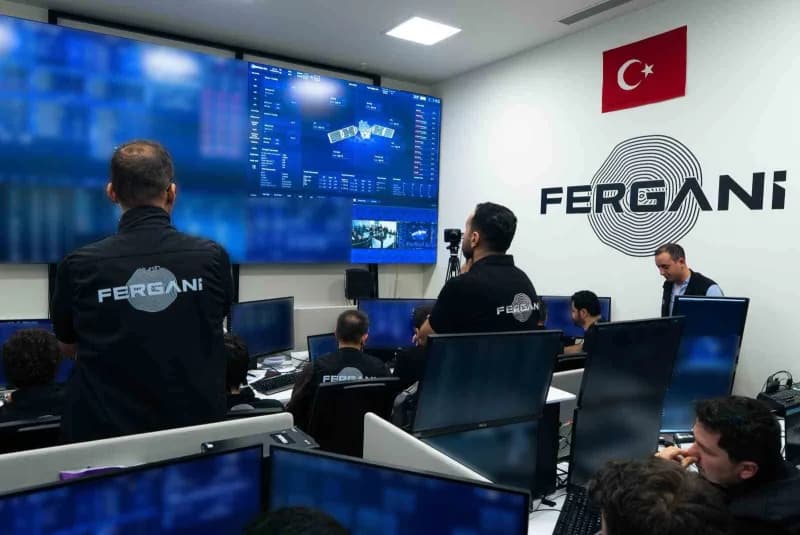 Fergani Uzay'ın tamamen milli imkânlarla geliştirdiği altıncı deneme uydusu olan FRG-100d4 uzaya çık