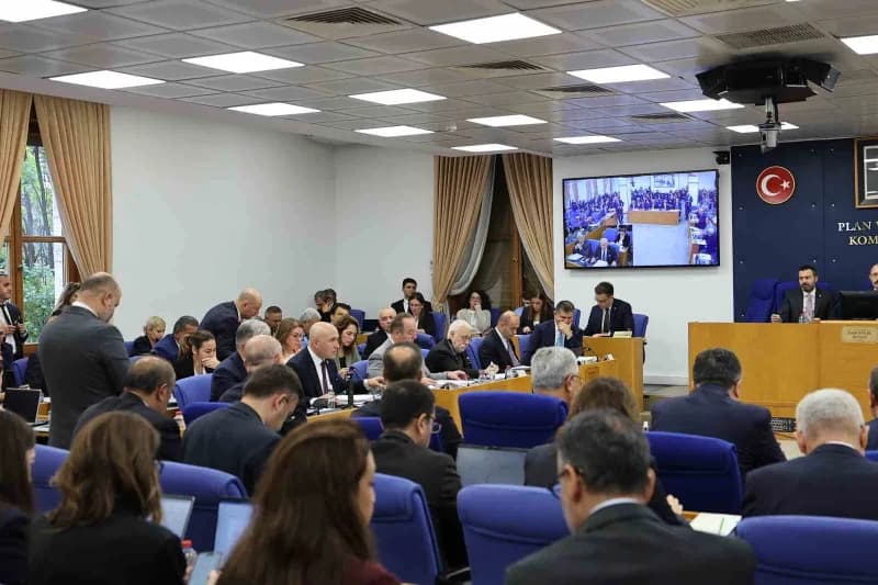Komisyonda Tasfiyesine Karar Verilen Bazı Yatırım fonlarının yatırımcılarının haklarının korunması ve fonlardaki varlıkl