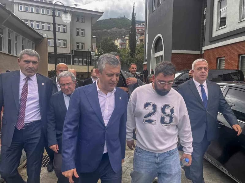 Yeni Parti Genel Başkanı Özgür Özel, ardından Artvin’in Borçka Cankurtaran bölgesinde çevre mücadelesi verirken öldürüle