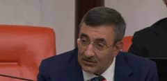Cumhurbaşkanı Yardımcısı Cevdet Yılmaz TBMM Genel Kurulunda konuşma yaparken